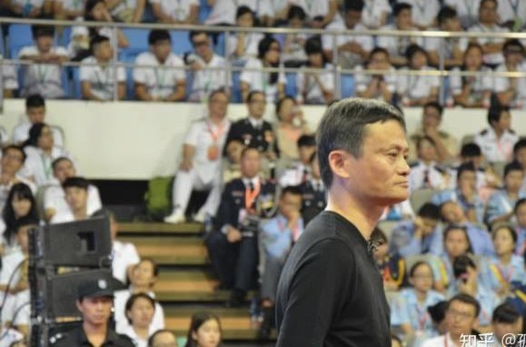 张源：触球即回忆，工体首战难舍旧友