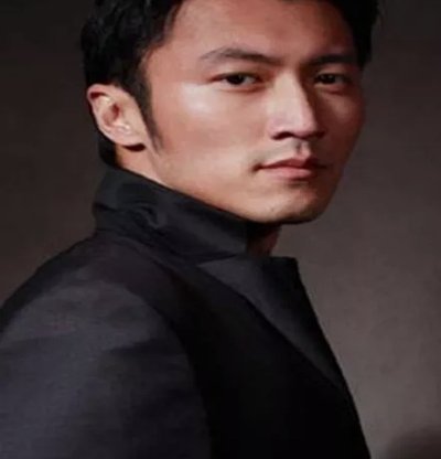 谢晋挺身而出担当锋线重任