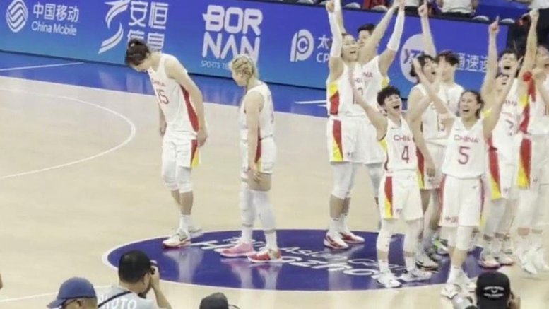 02世界杯：那场“死亡之组”的签运之争