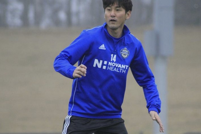 青岛德比后，李章洙重逢弟子