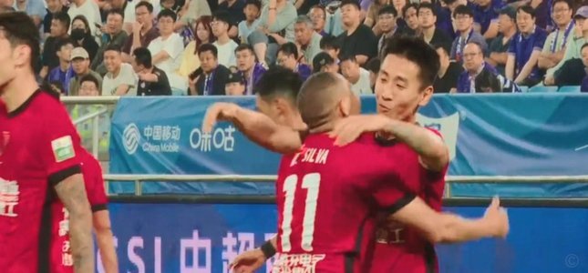 蓉城主帅坦言：下半程低迷，年轻军缺争冠经验